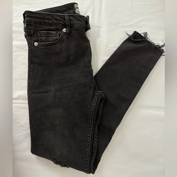 #334 FREE PEOPLE Retail $98 Stevie High Rise Skinny Jeans Sz 26 Black - Picture 4 of 6